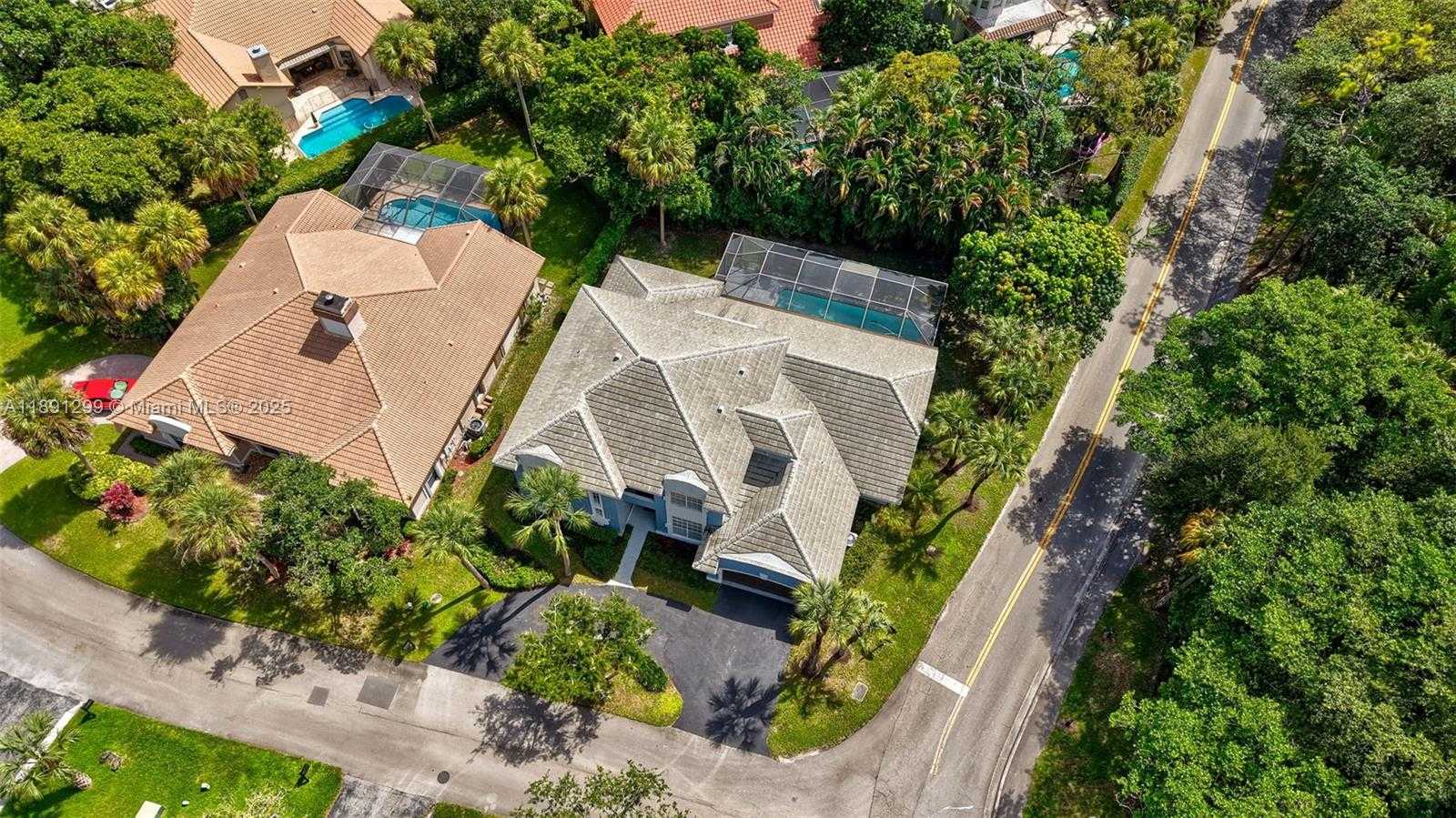Small Image of 3704 HIGH PINE DR, Coral Springs Number 75