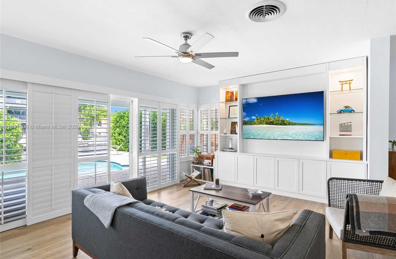 Small Image of 2115 KEYSTONE BLVD, North Miami Number 18