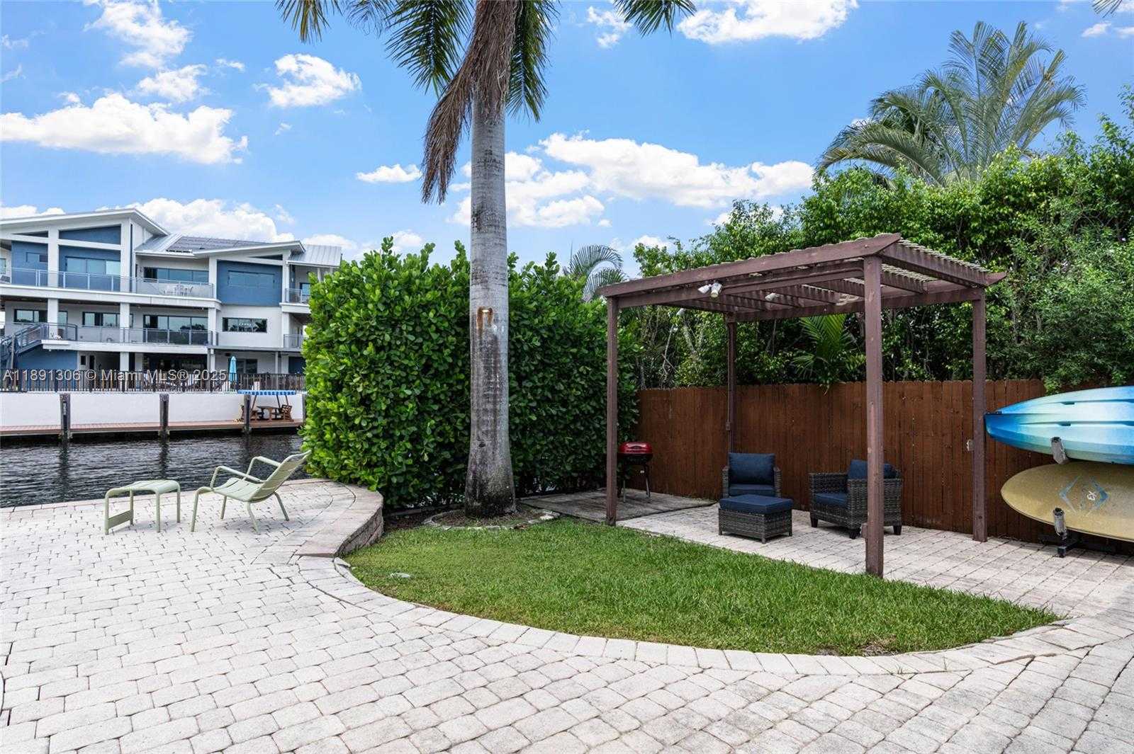 Small Image of 2115 KEYSTONE BLVD, North Miami Number 33
