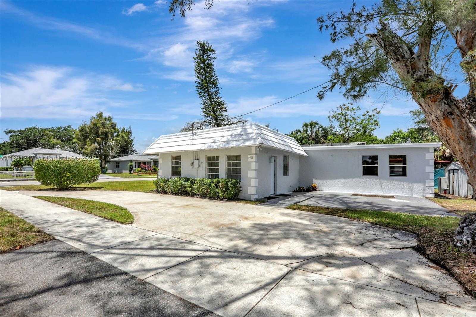 Small Image of 2701 NORTH WEST 18TH TER, Oakland Park Number 2