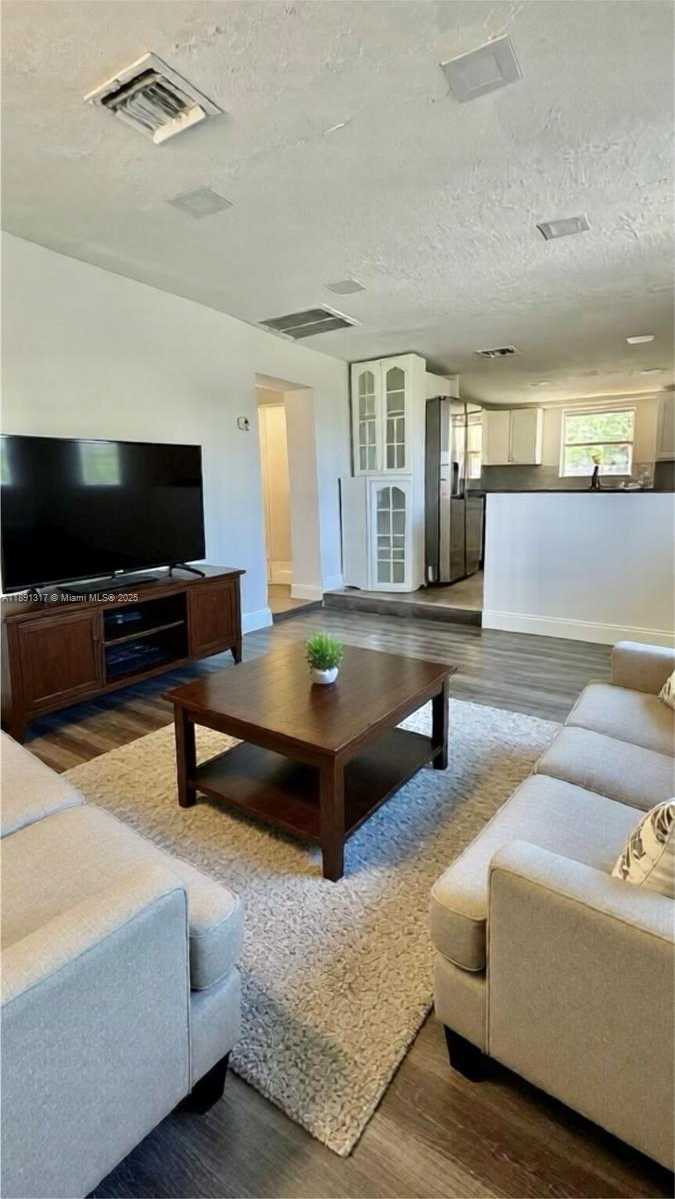 Small Image of 2701 NORTH WEST 18TH TER, Oakland Park Number 6