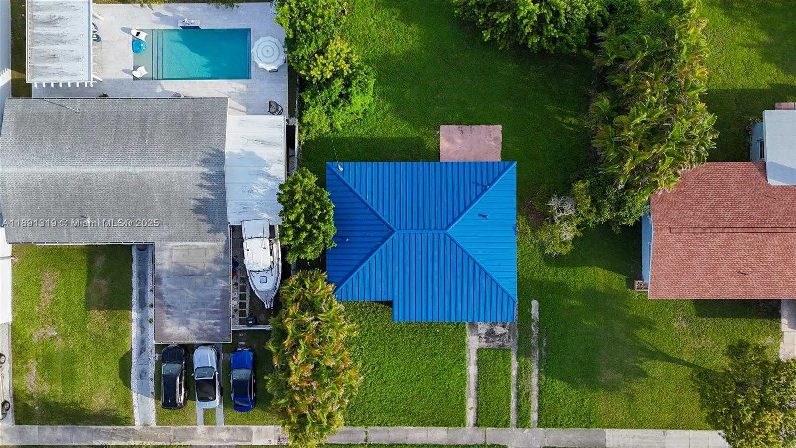 Small Image of 9700 HAITIAN DR, Cutler Bay Number 7