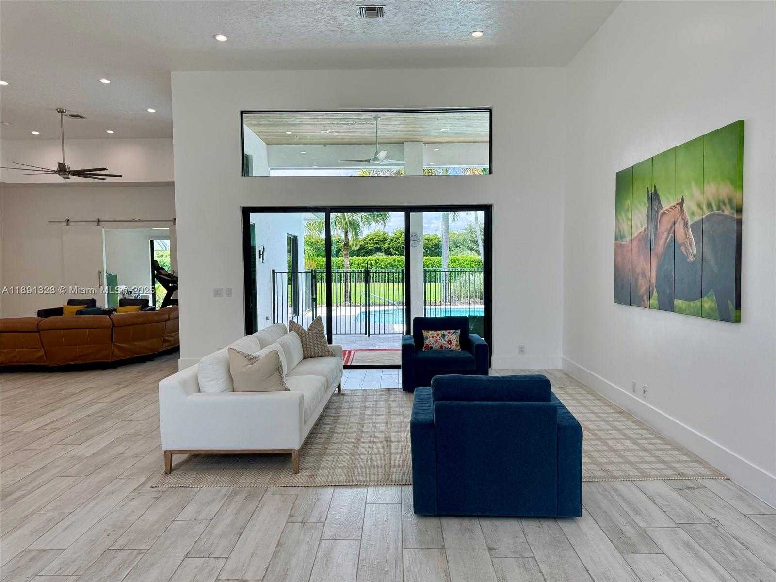 Small Image of 14984 ROAN CT, Wellington Number 28