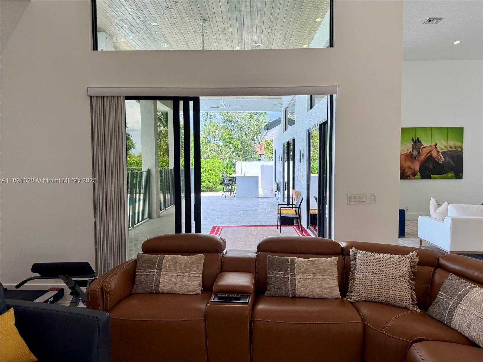 Small Image of 14984 ROAN CT, Wellington Number 47