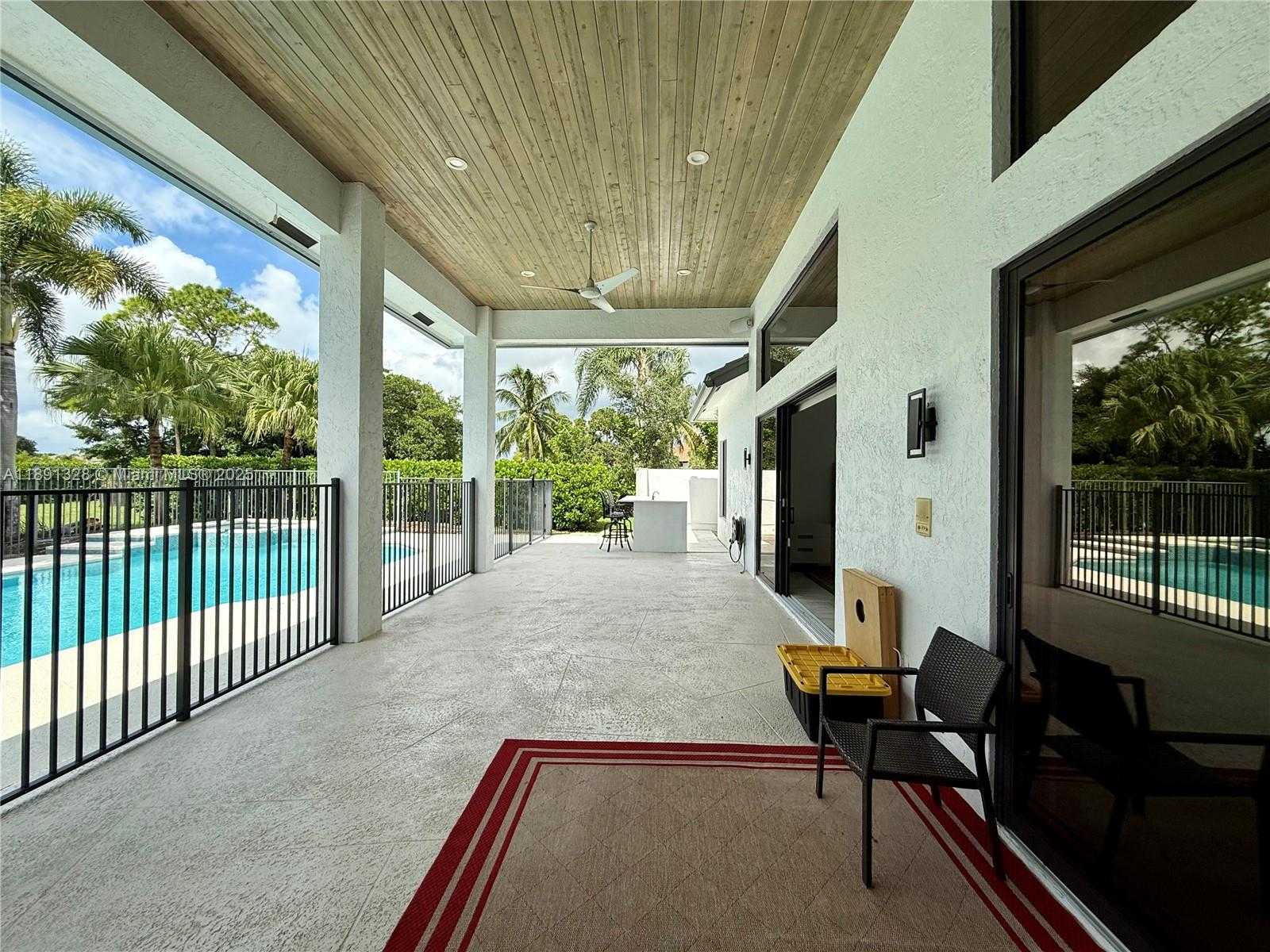 Small Image of 14984 ROAN CT, Wellington Number 63