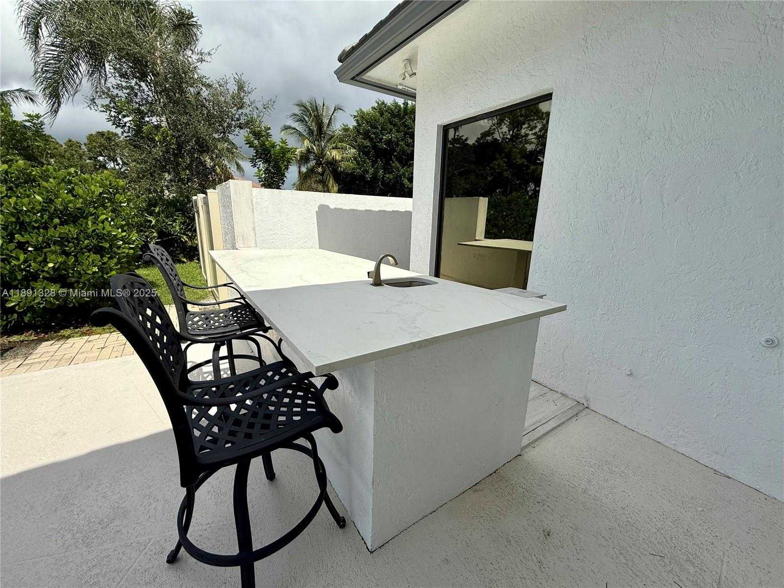 Small Image of 14984 ROAN CT, Wellington Number 66