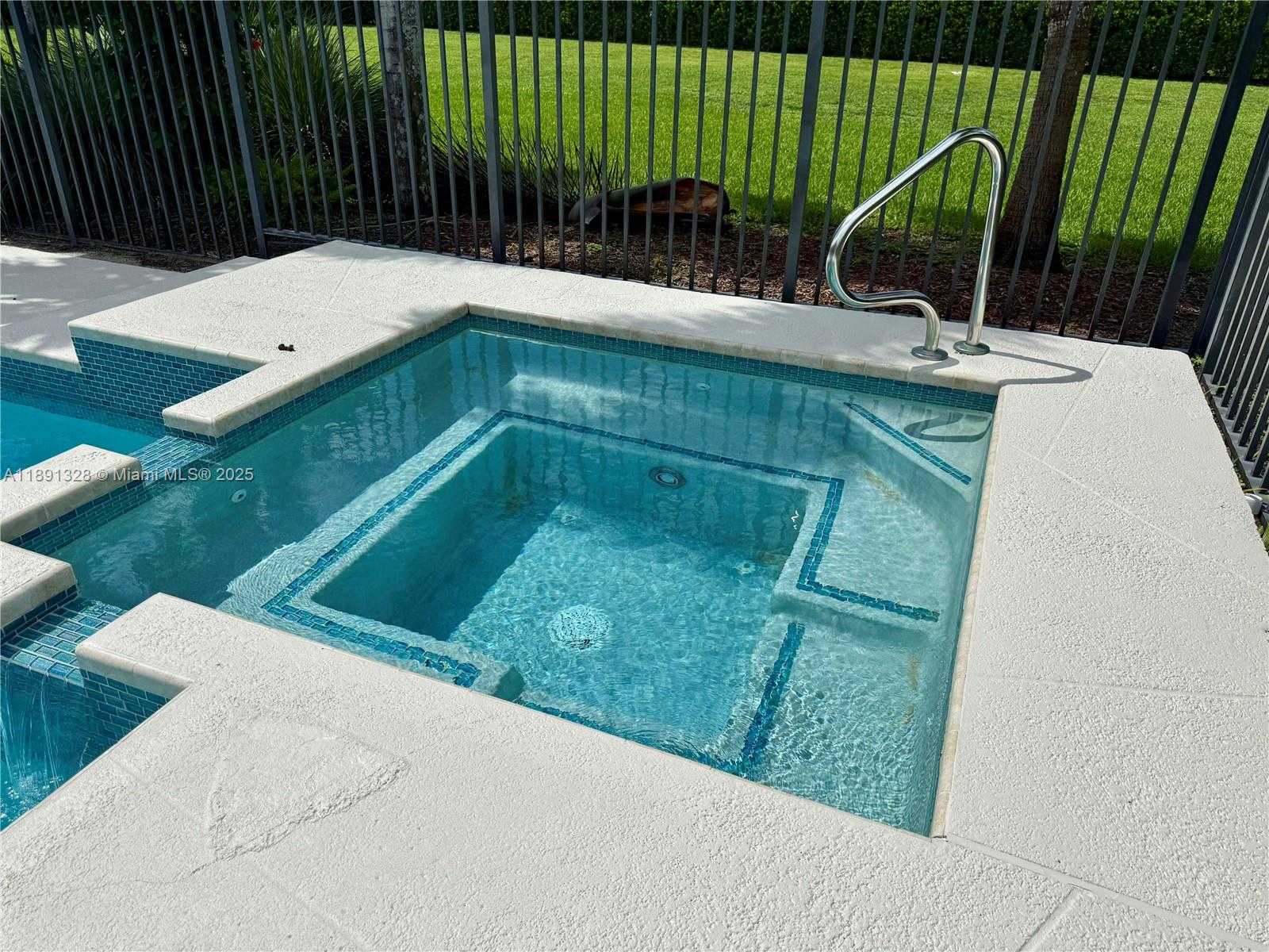 Small Image of 14984 ROAN CT, Wellington Number 69