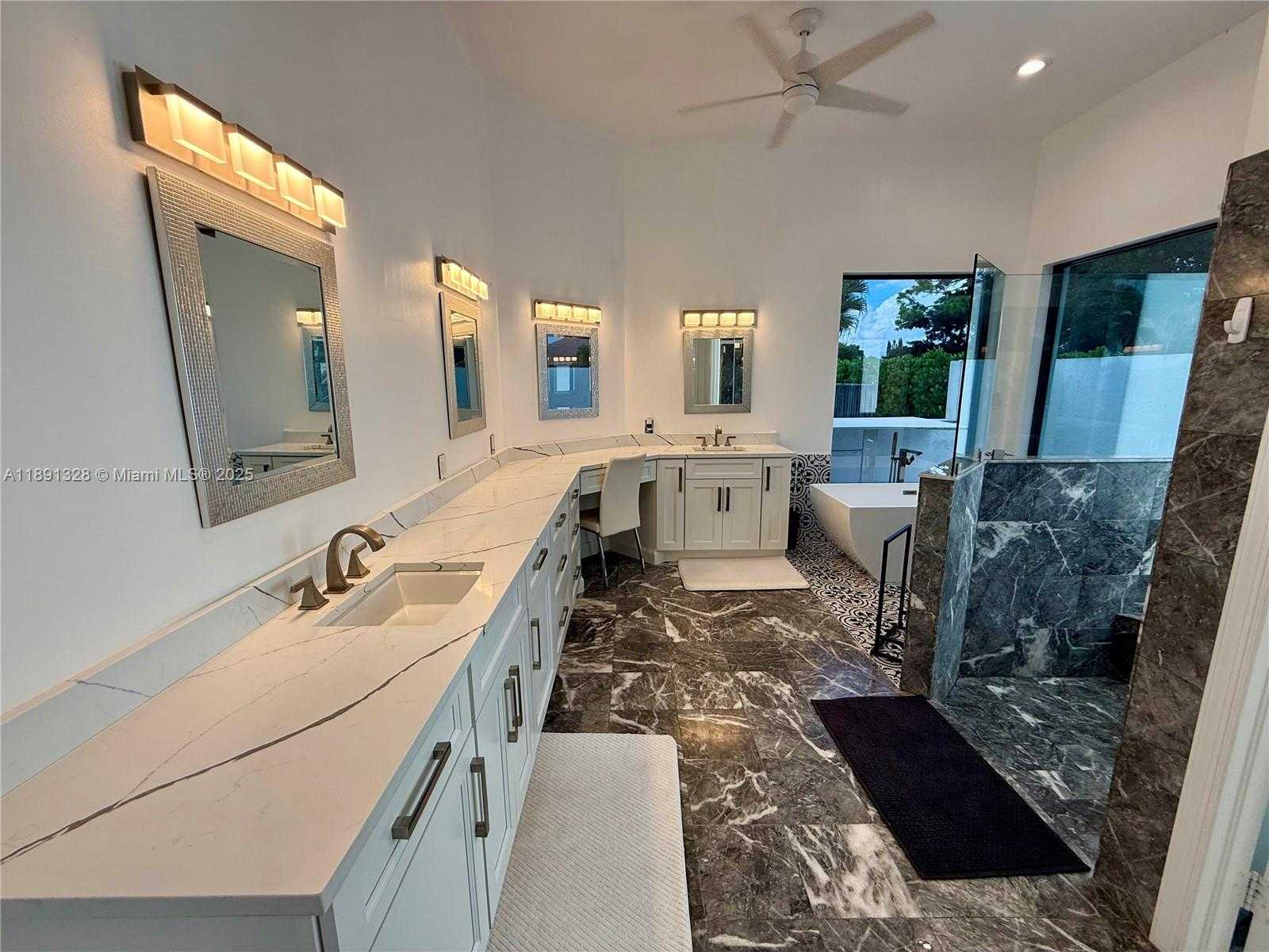 Small Image of 14984 ROAN CT, Wellington Number 78