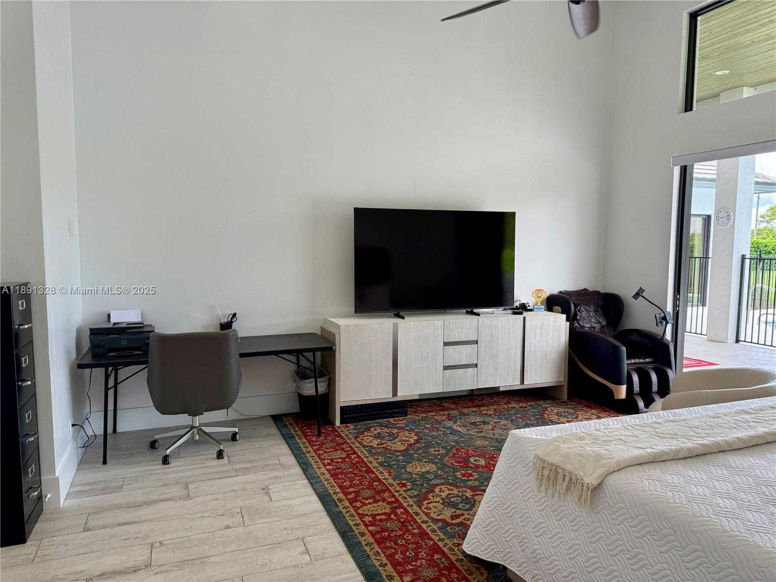 Small Image of 14984 ROAN CT, Wellington Number 80