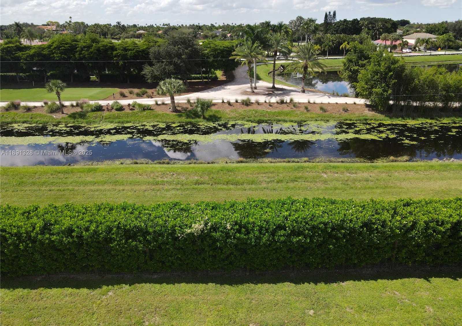 Small Image of 14984 ROAN CT, Wellington Number 97