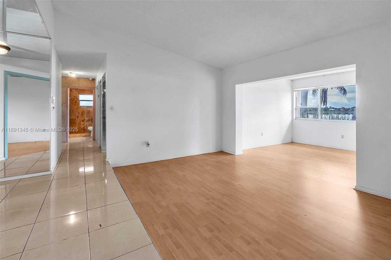 Small Image of 4521 SOUTH WEST 146TH CT, Miami Number 15