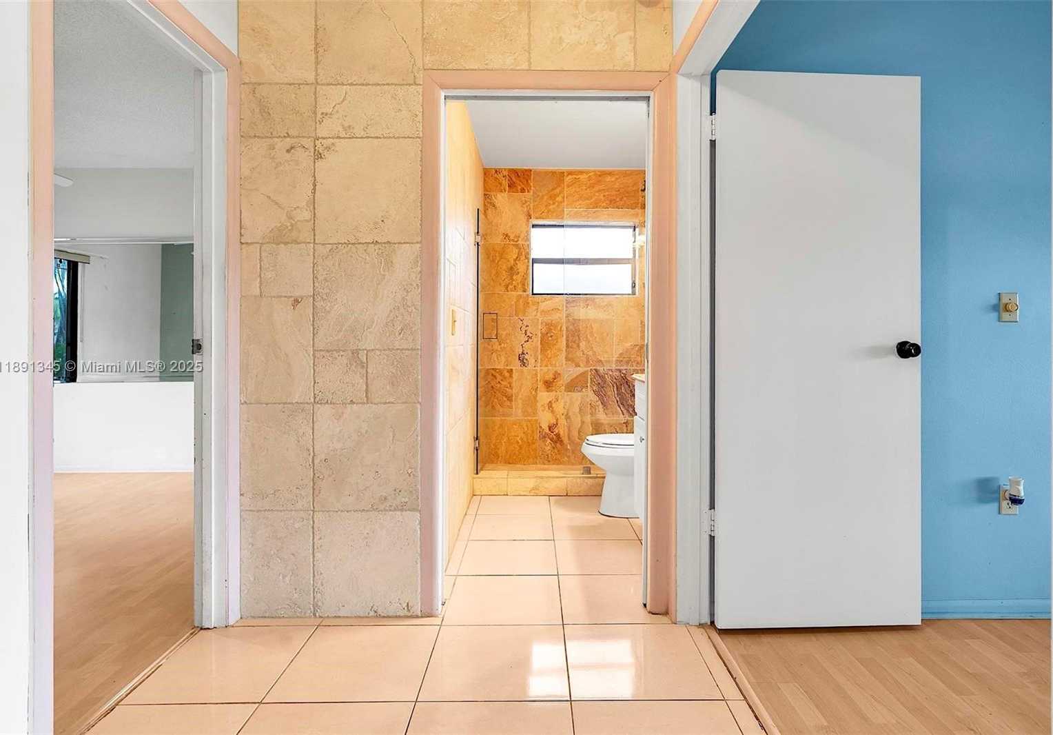 Small Image of 4521 SOUTH WEST 146TH CT, Miami Number 28