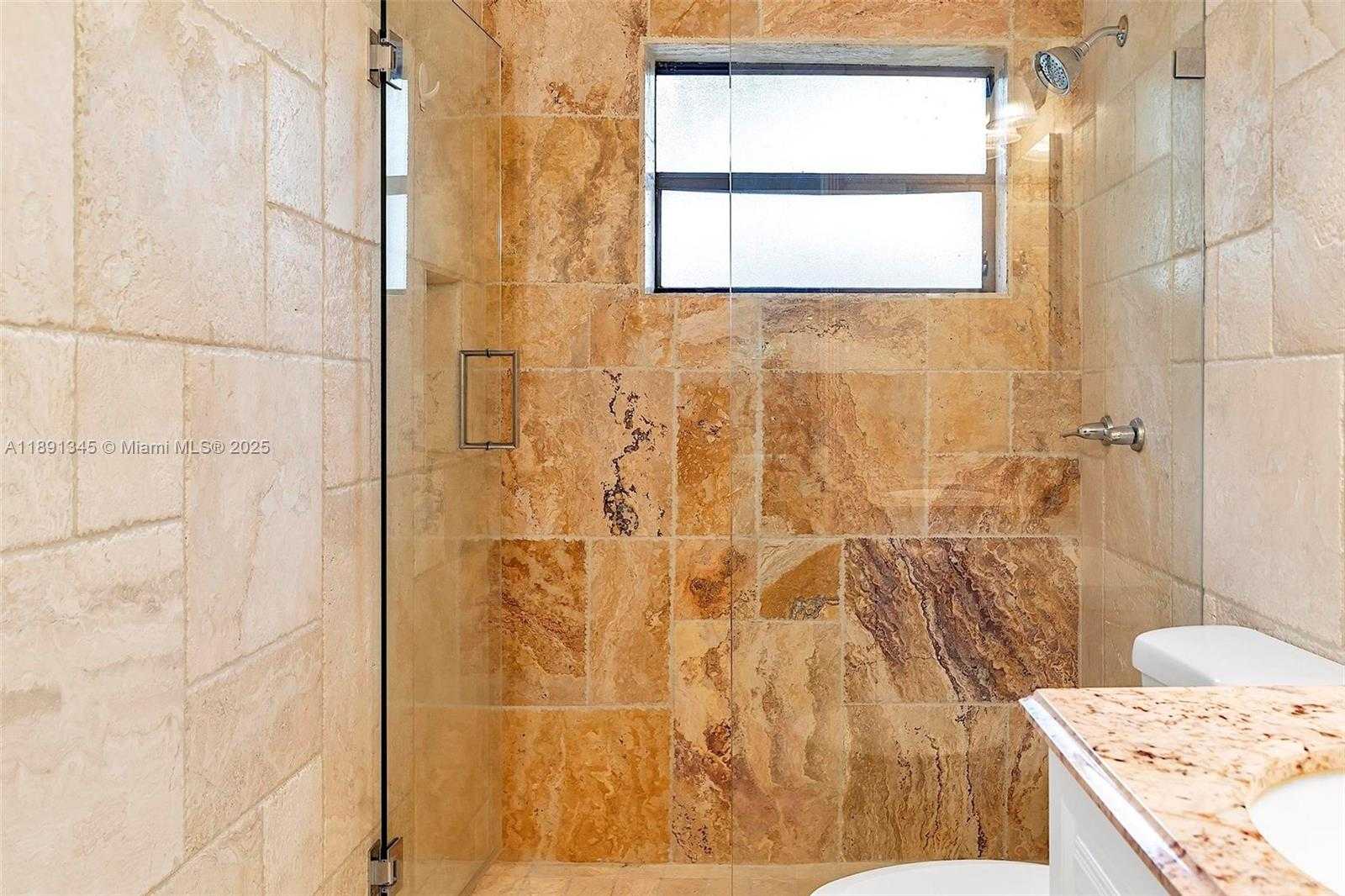 Small Image of 4521 SOUTH WEST 146TH CT, Miami Number 41