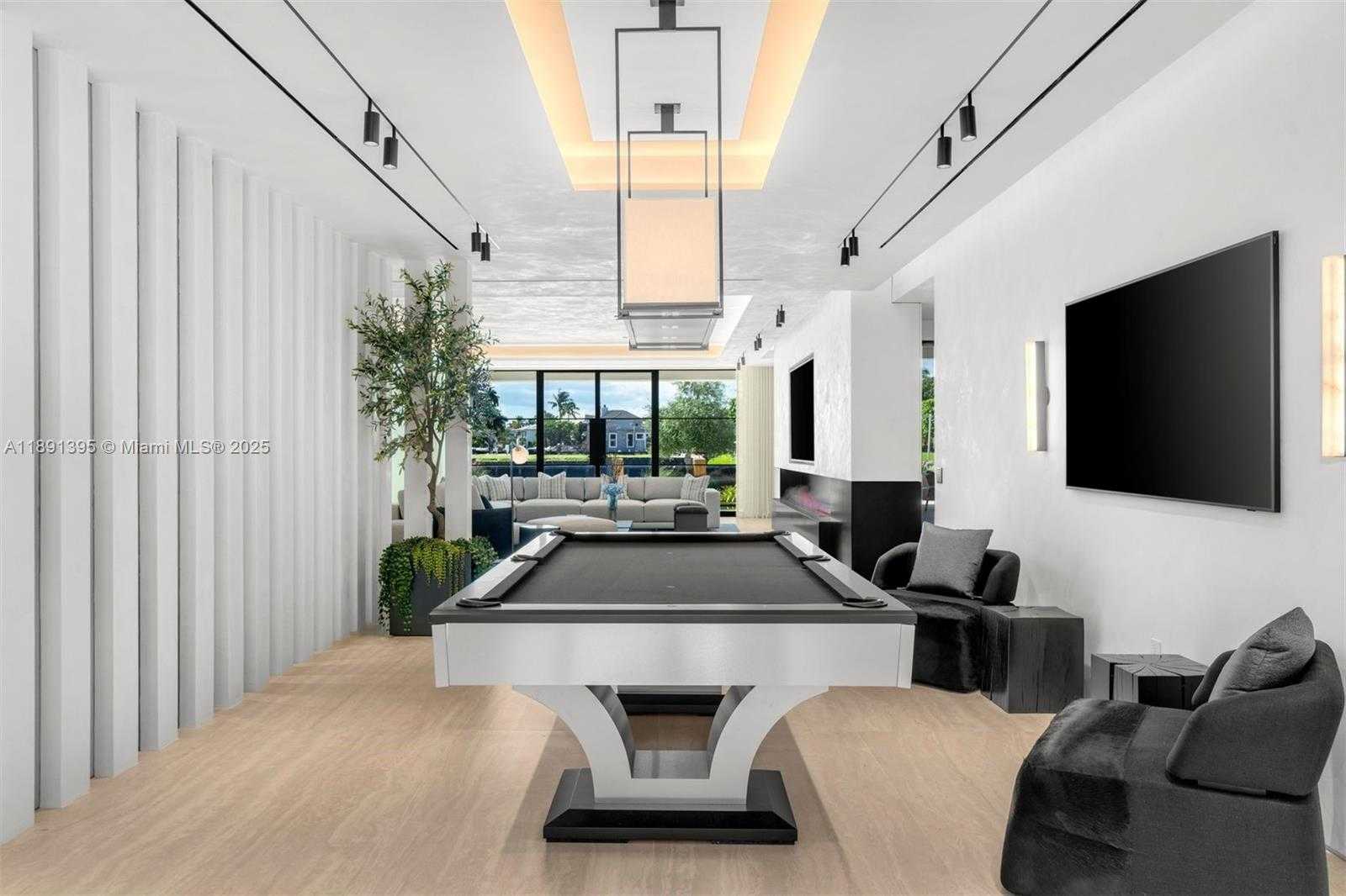 Small Image of 2401 SPANISH RIVER RD, Boca Raton Number 15