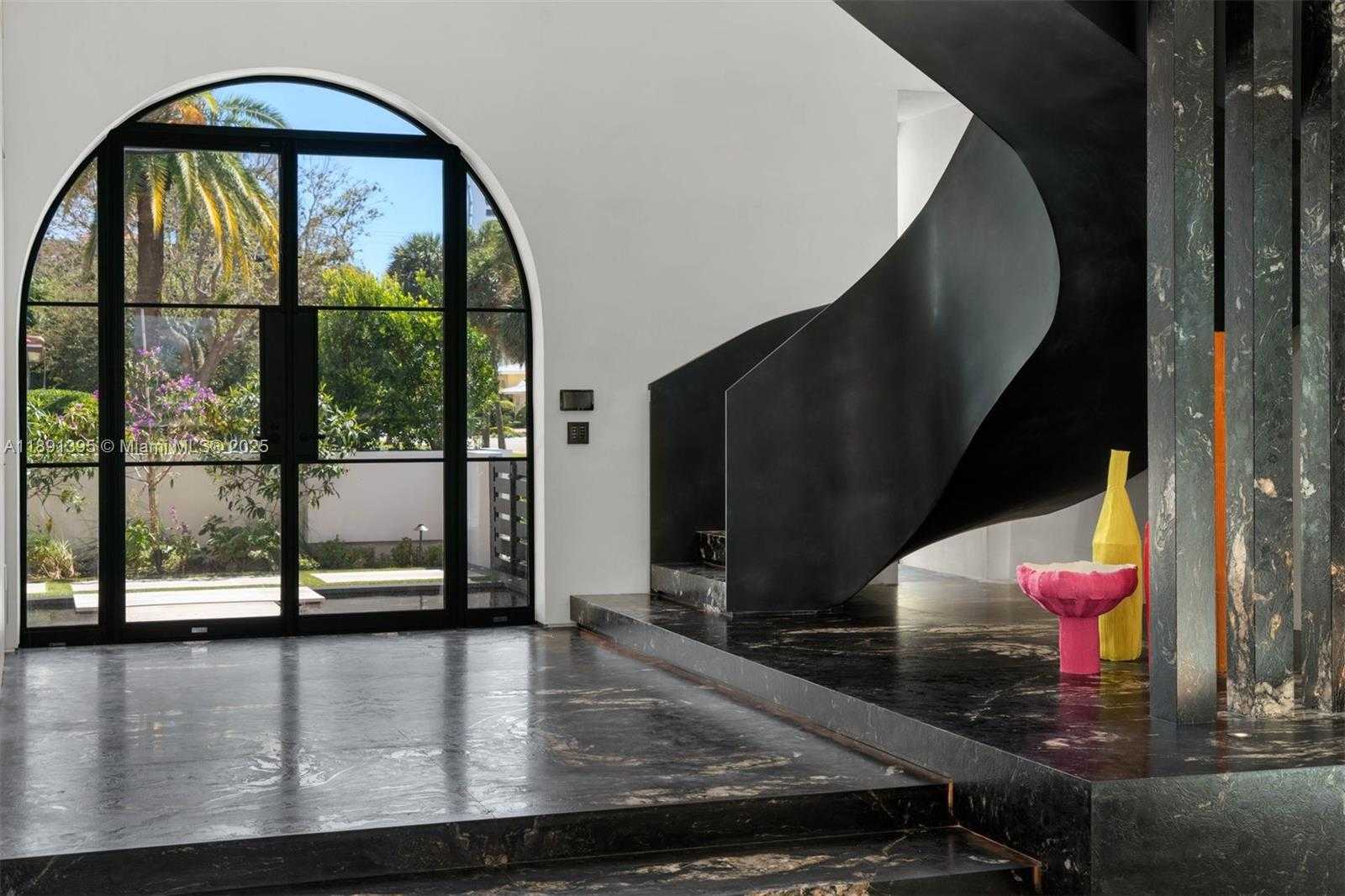 Small Image of 2401 SPANISH RIVER RD, Boca Raton Number 16