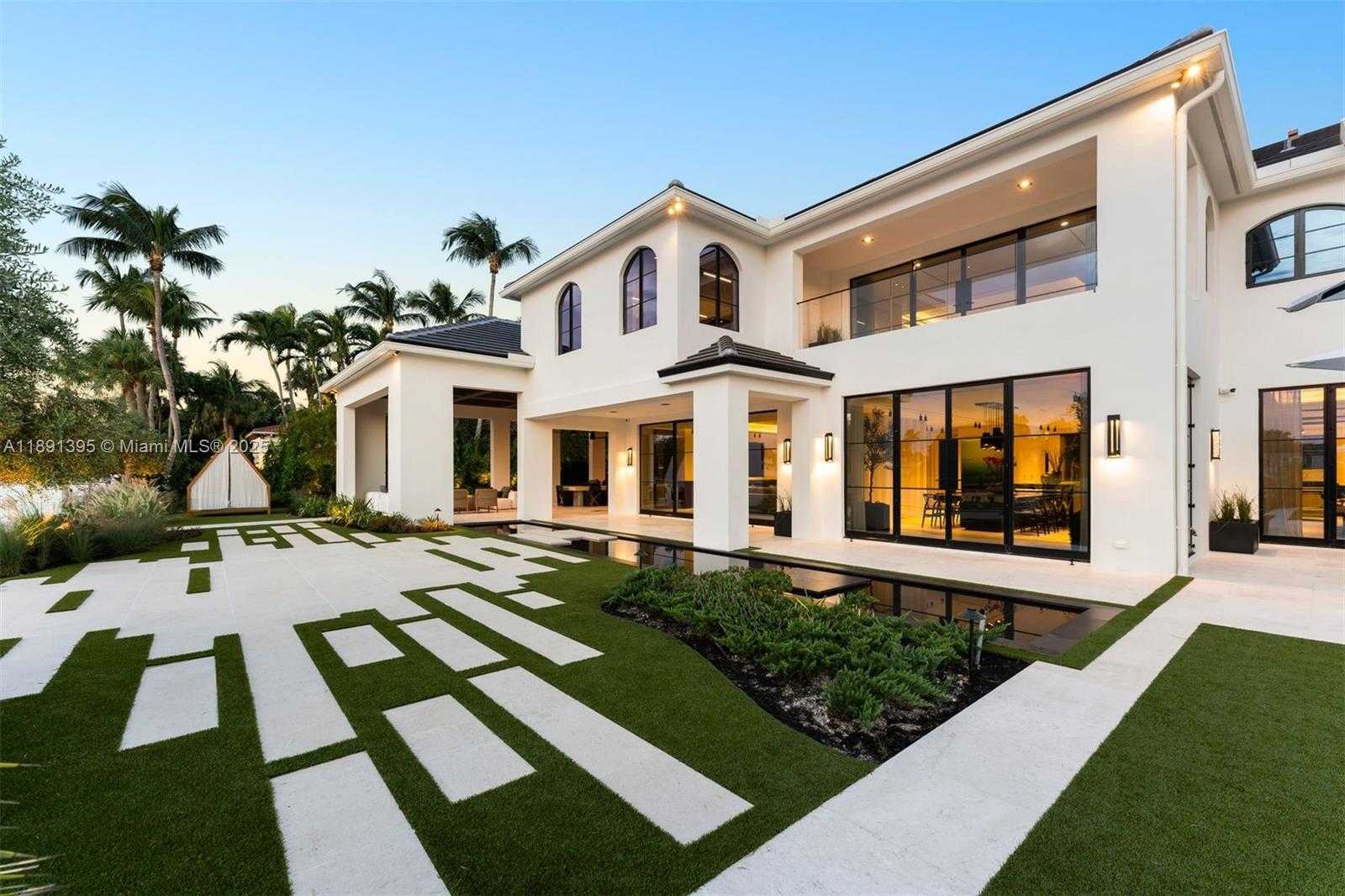 Small Image of 2401 SPANISH RIVER RD, Boca Raton Number 34