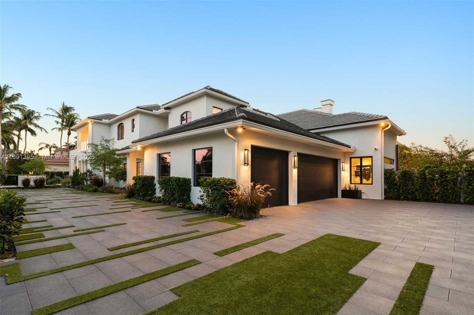 Small Image of 2401 SPANISH RIVER RD, Boca Raton Number 39
