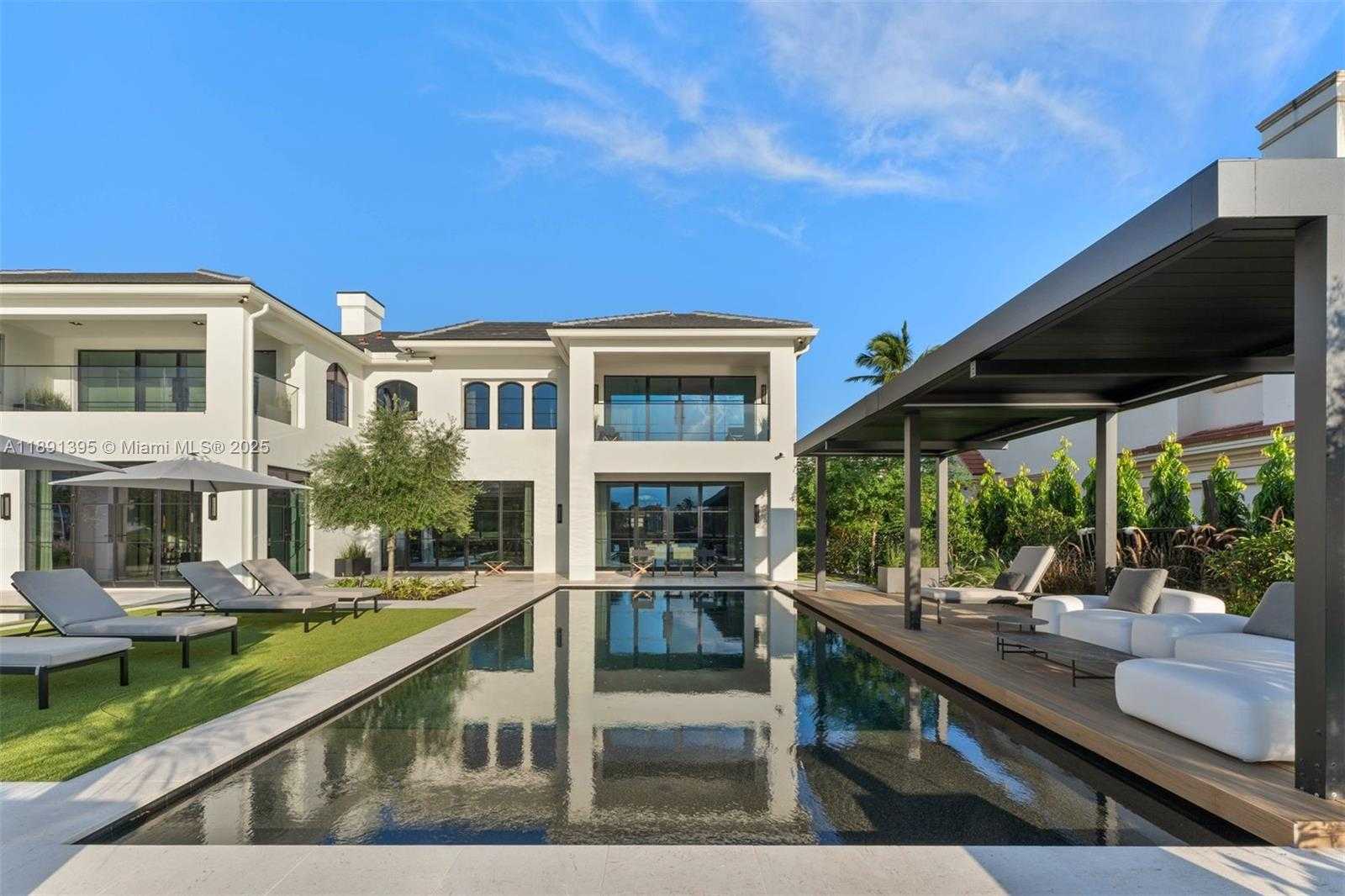 Small Image of 2401 SPANISH RIVER RD, Boca Raton Number 40