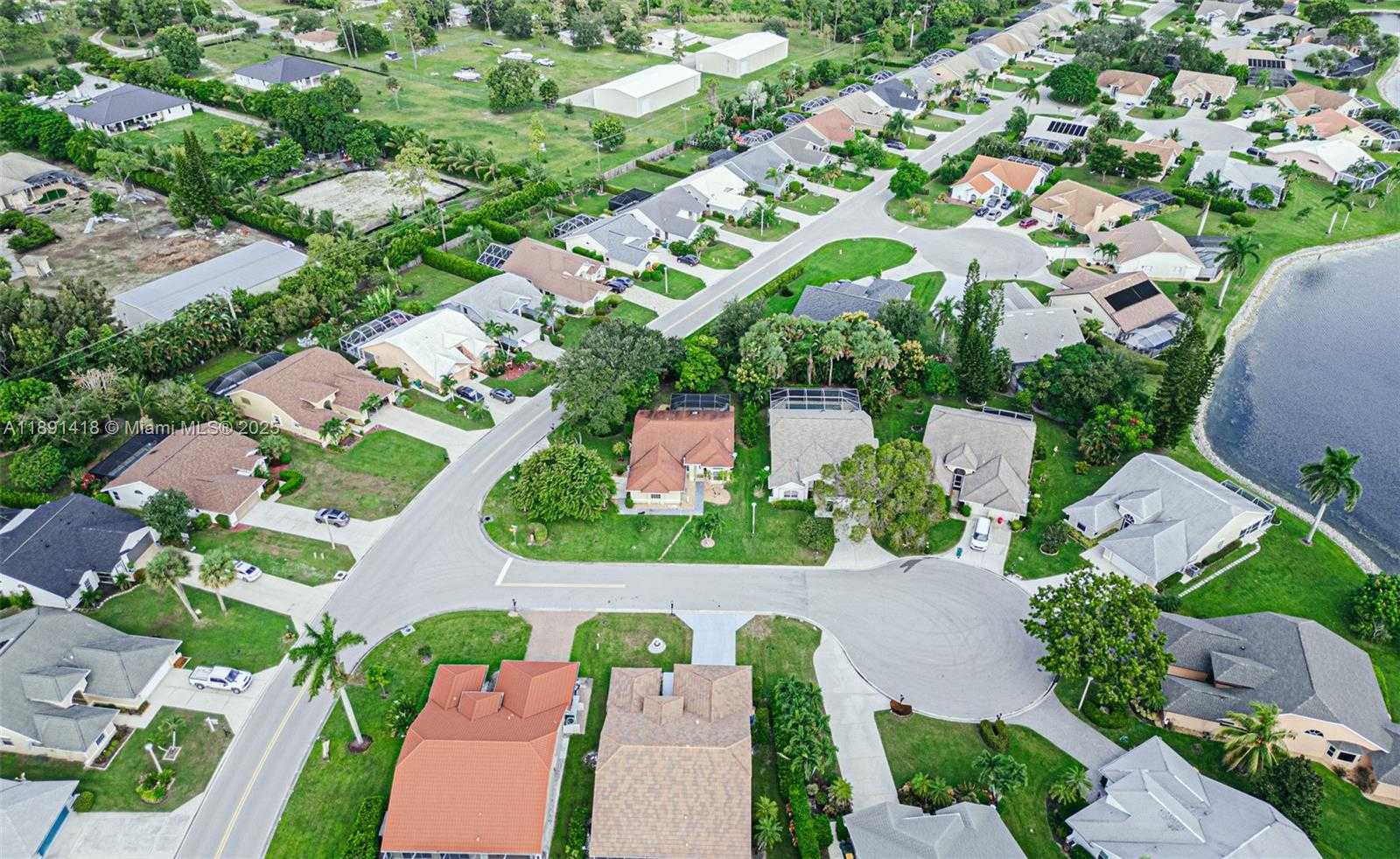 Small Image of 6631 MIDDLESEX PL, Other City - In The State Of Florida Number 2