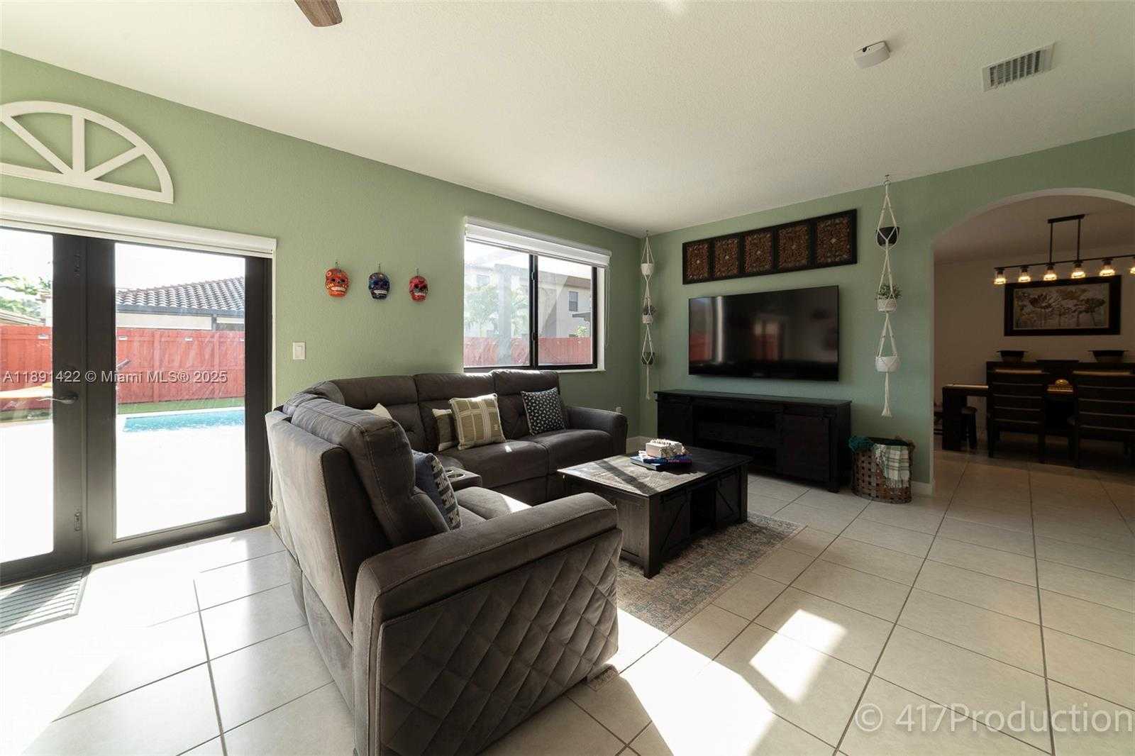 Small Image of 23623 SOUTH WEST 115TH CT, Homestead Number 16