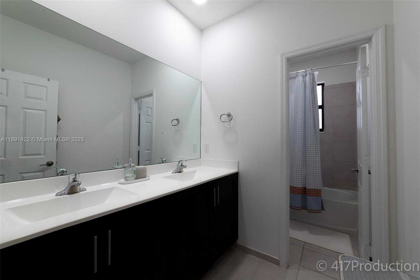 Small Image of 23623 SOUTH WEST 115TH CT, Homestead Number 28