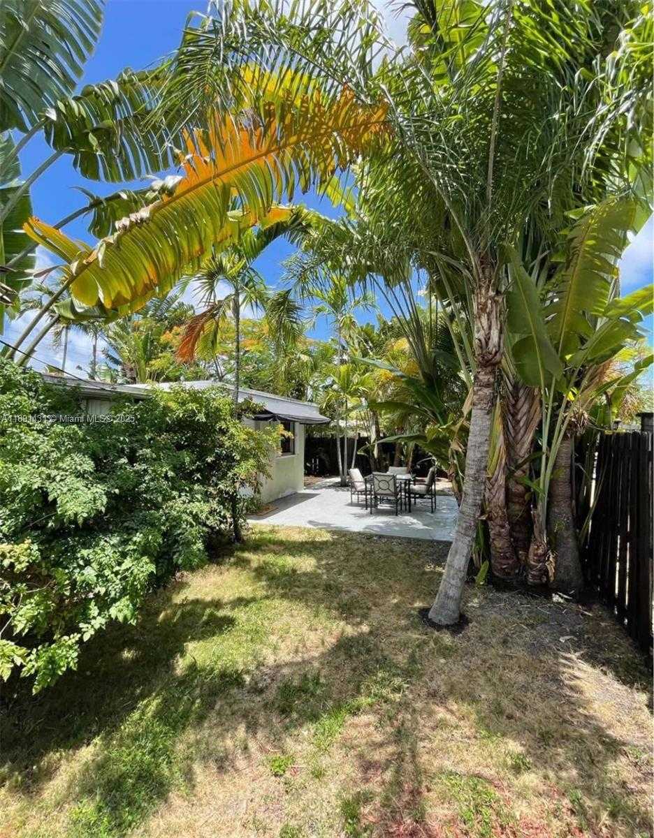 Small Image of 1760 NORTH EAST 13TH ST, Fort Lauderdale Number 34