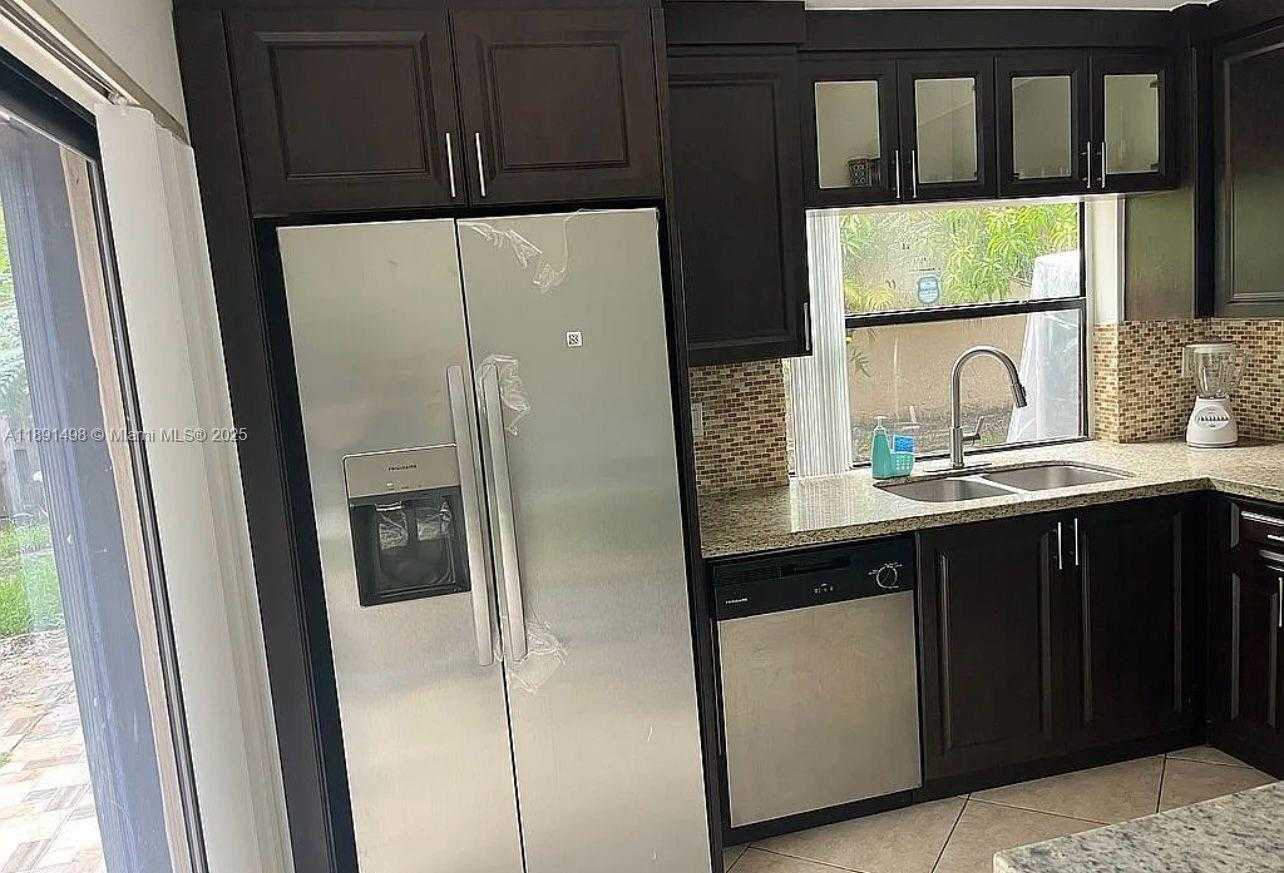 Small Image of 13352 SOUTH WEST 108TH ST CIR, Miami Number 31