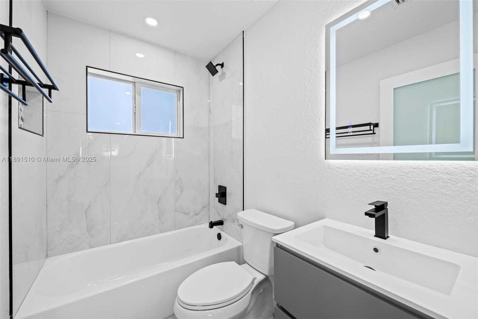 Small Image of 3333 ROOSEVELT ST, Hollywood Number 21
