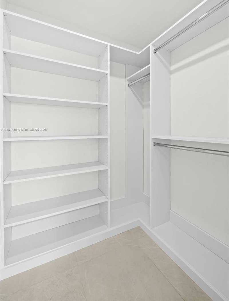 Small Image of 3333 ROOSEVELT ST, Hollywood Number 23