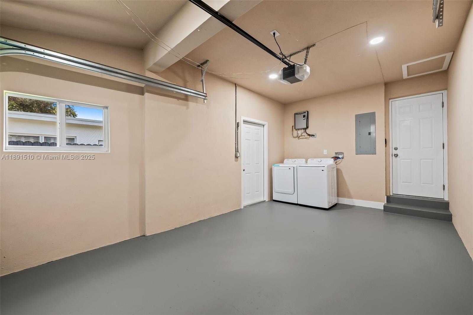 Small Image of 3333 ROOSEVELT ST, Hollywood Number 26