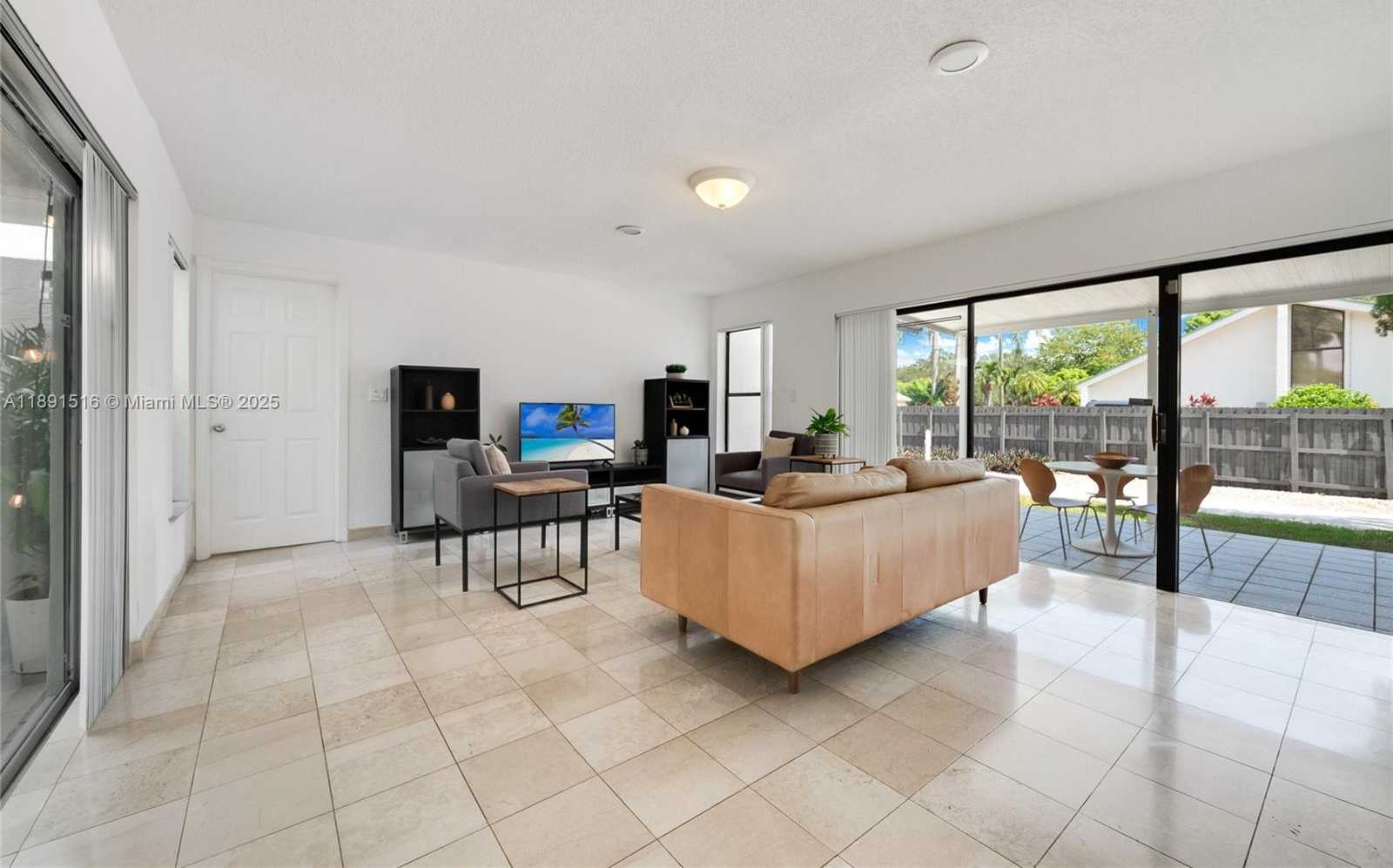 Small Image of 8345 SOUTH WEST 168TH TER, Palmetto Bay Number 17