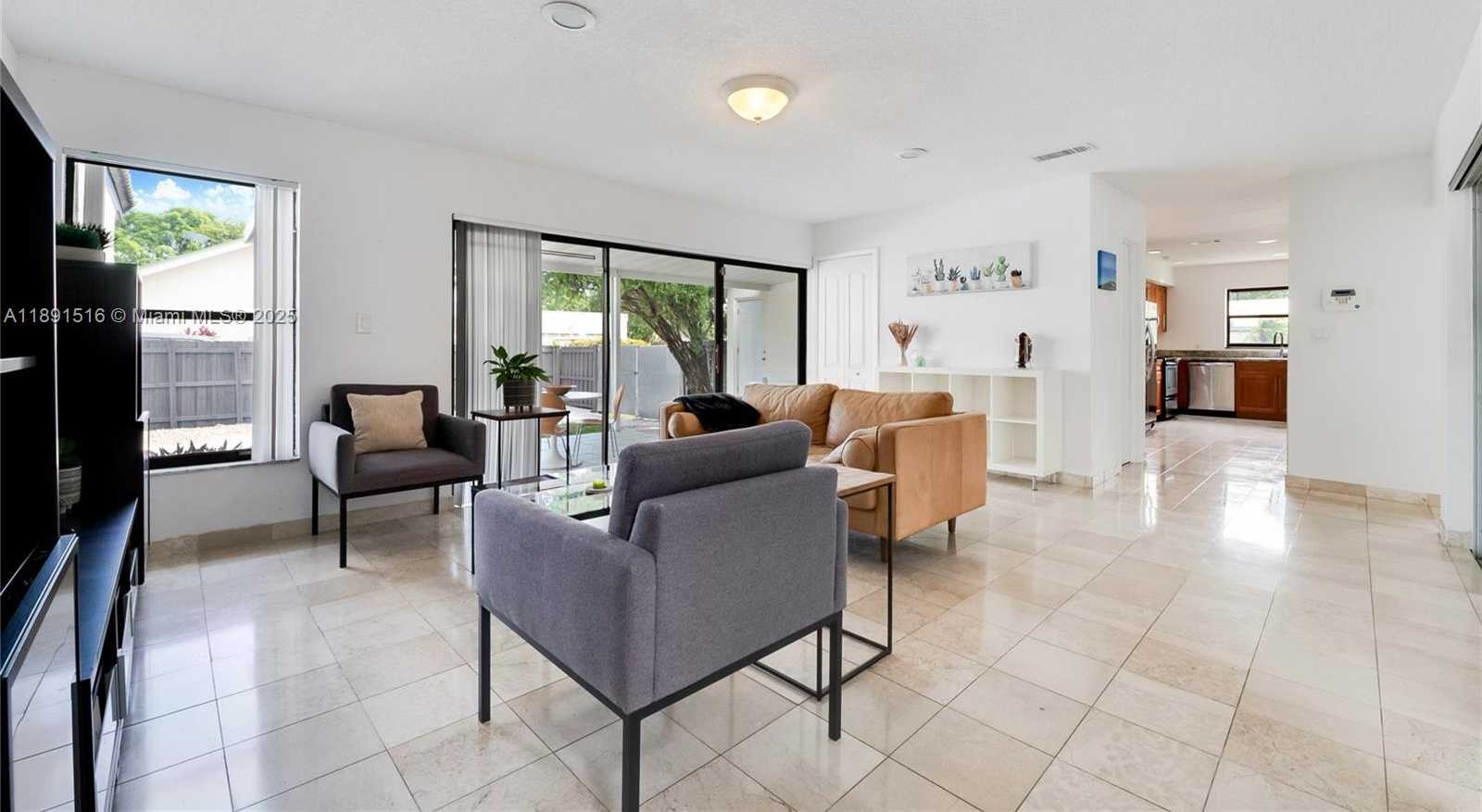 Small Image of 8345 SOUTH WEST 168TH TER, Palmetto Bay Number 18