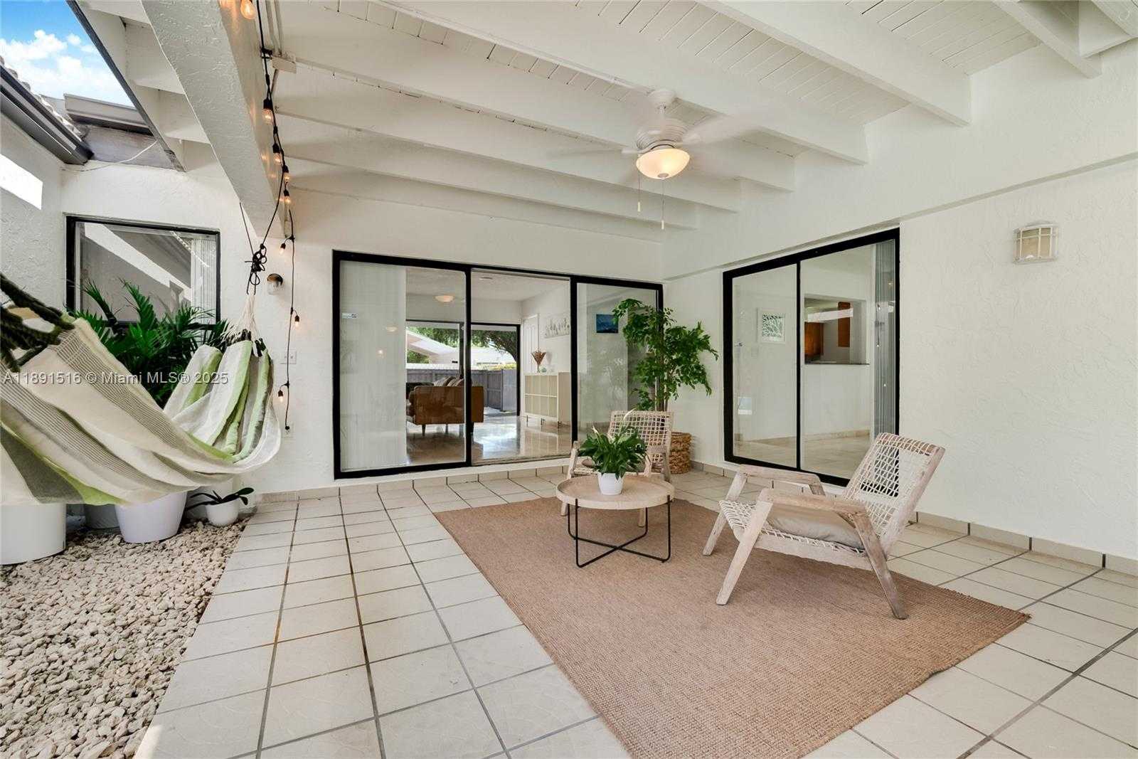 Small Image of 8345 SOUTH WEST 168TH TER, Palmetto Bay Number 22