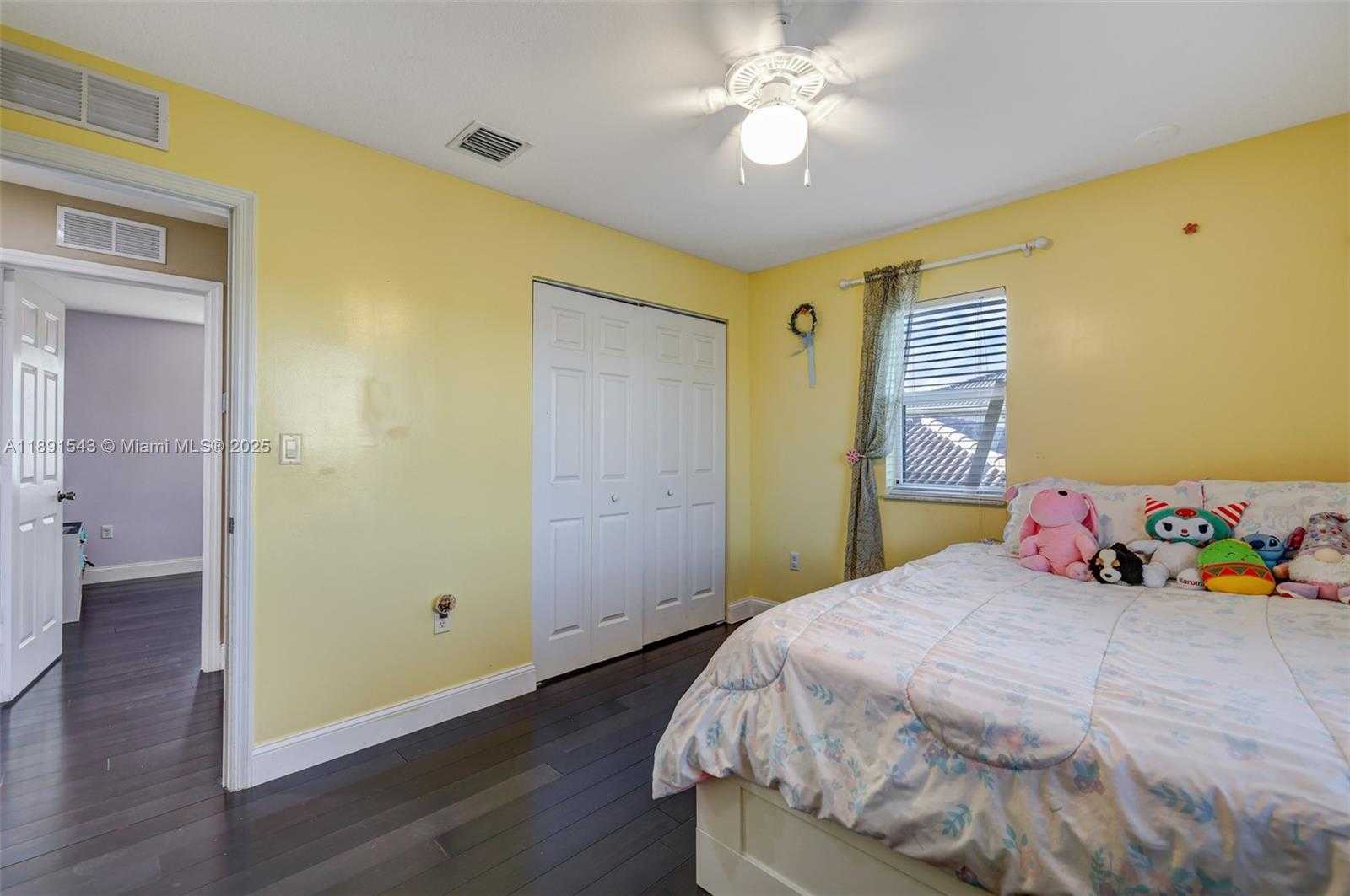 Small Image of 21071 SOUTH WEST 88TH CT, Cutler Bay Number 27