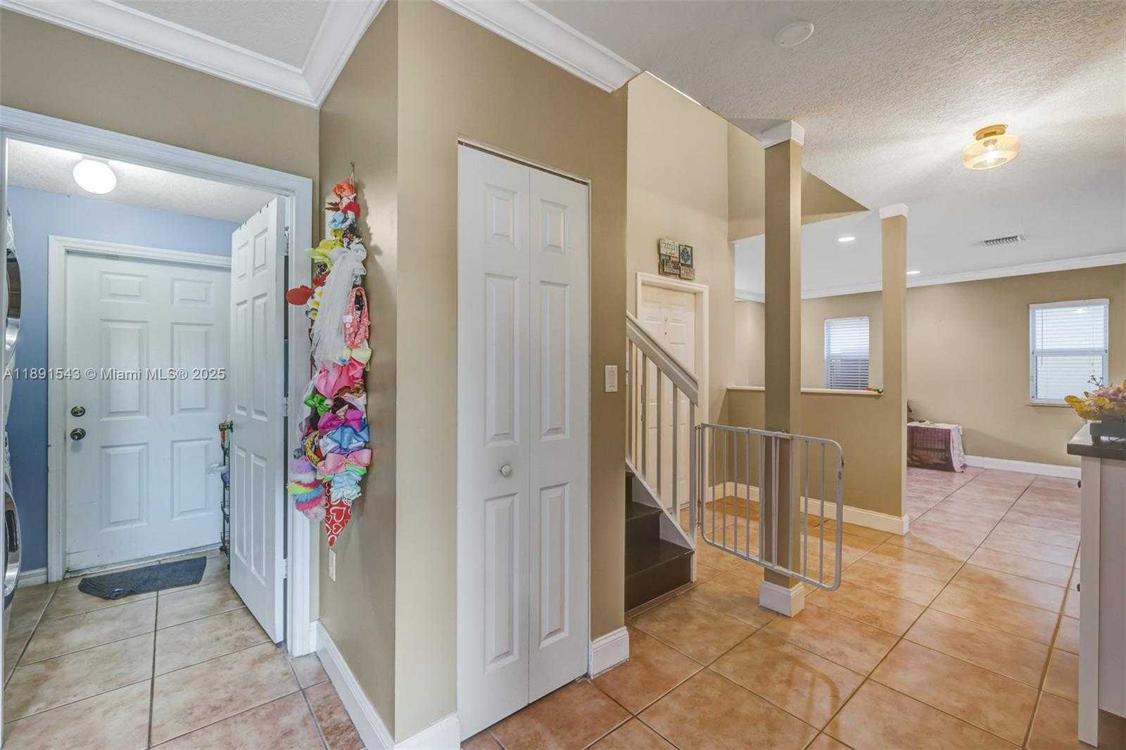 Small Image of 21071 SOUTH WEST 88TH CT, Cutler Bay Number 35