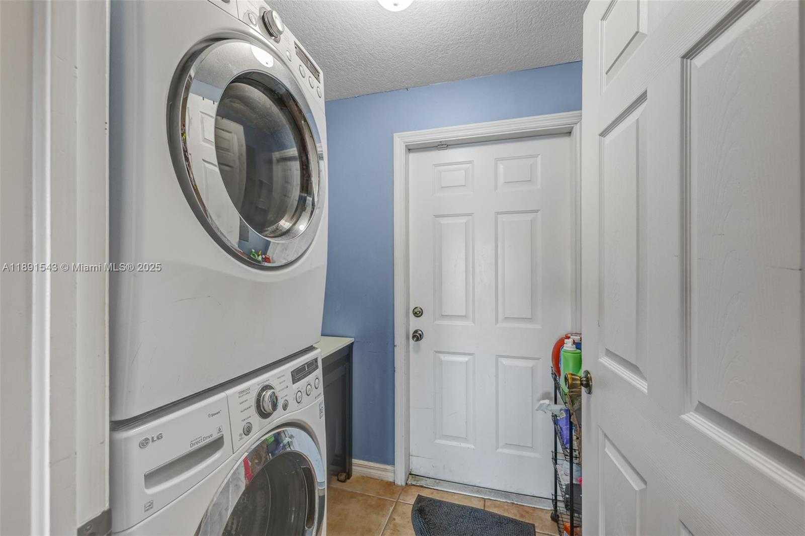 Small Image of 21071 SOUTH WEST 88TH CT, Cutler Bay Number 36