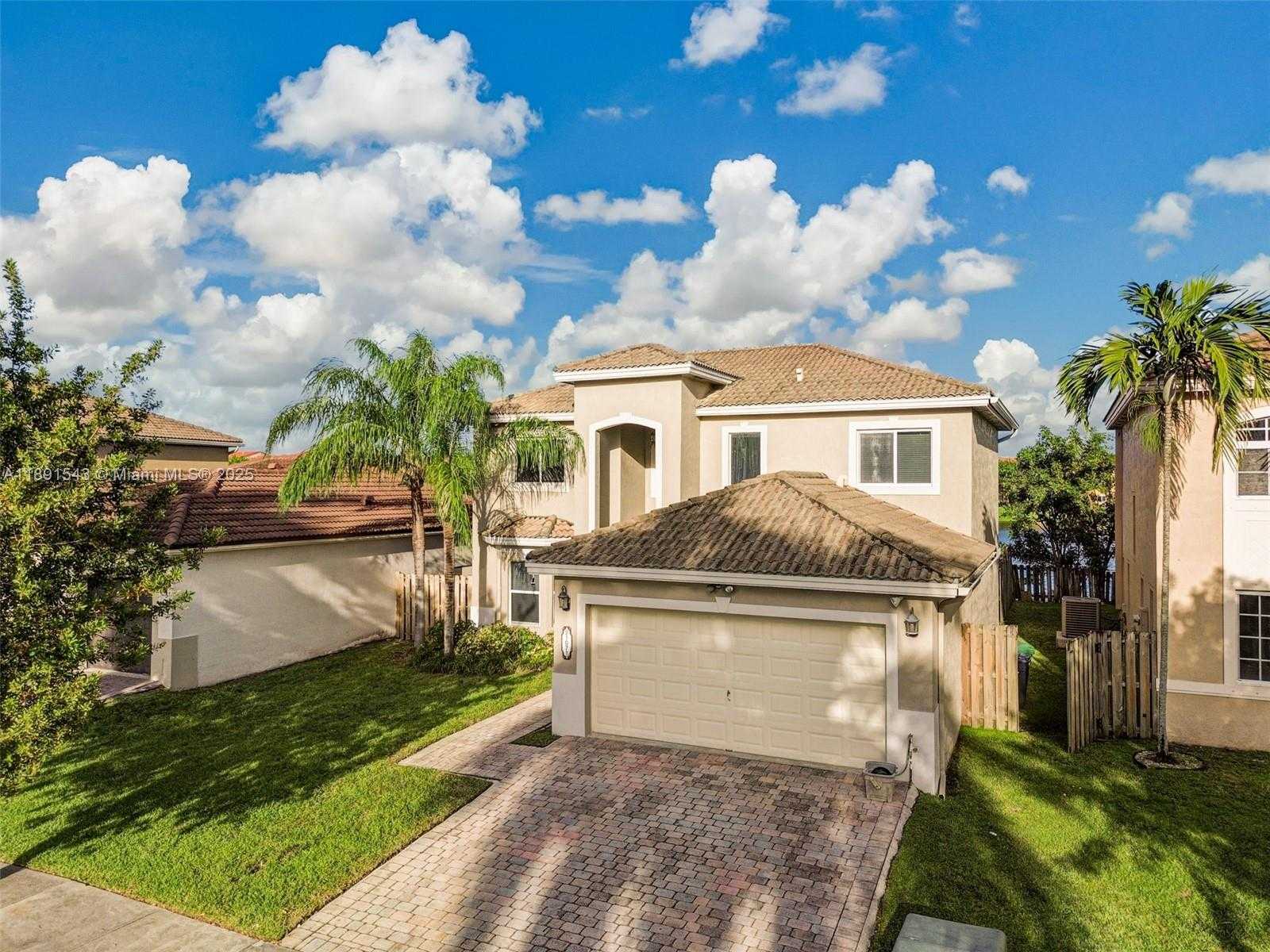 Small Image of 21071 SOUTH WEST 88TH CT, Cutler Bay Number 4