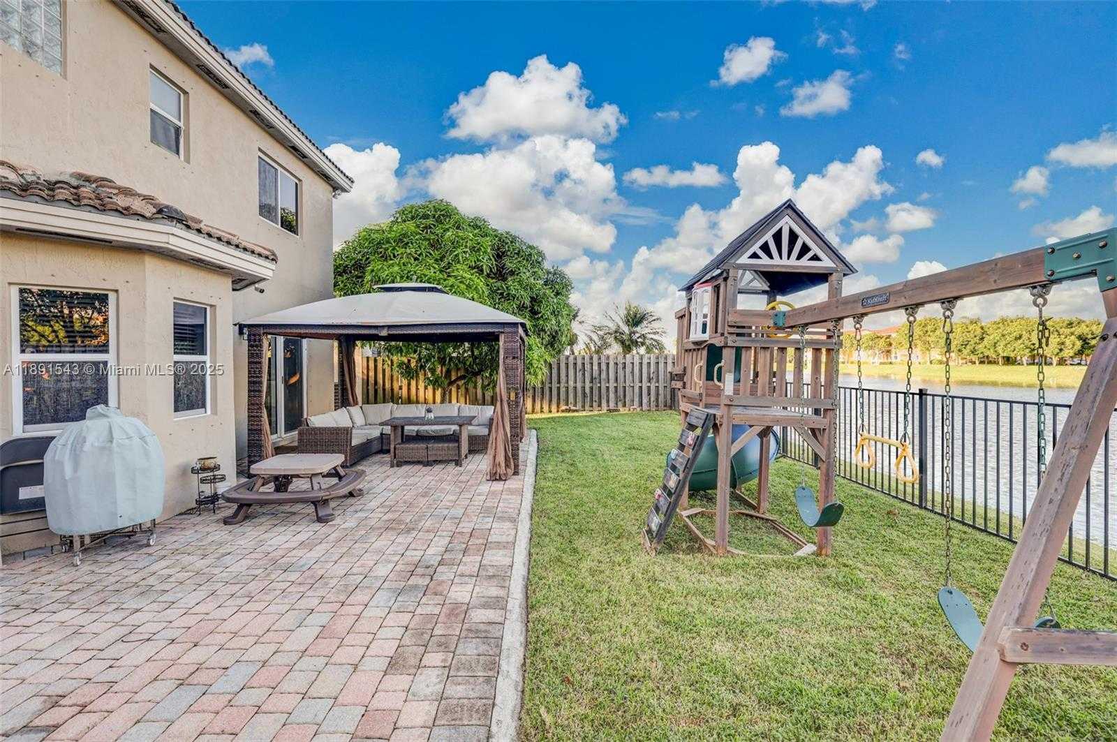 Small Image of 21071 SOUTH WEST 88TH CT, Cutler Bay Number 52