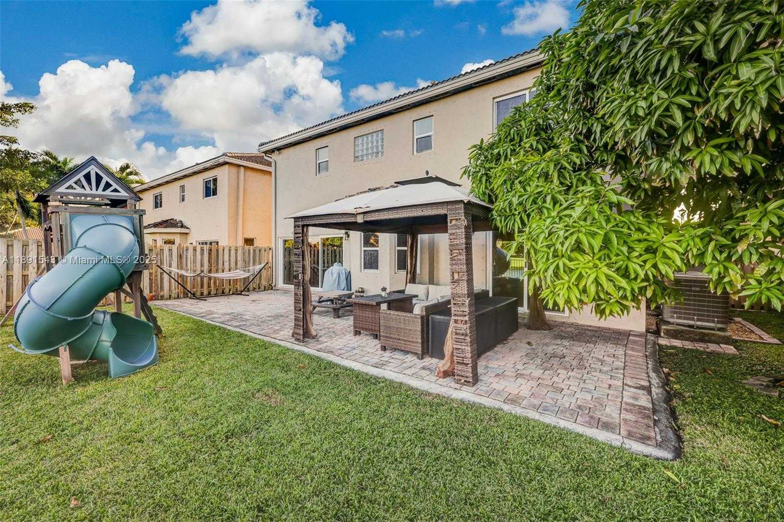 Small Image of 21071 SOUTH WEST 88TH CT, Cutler Bay Number 56