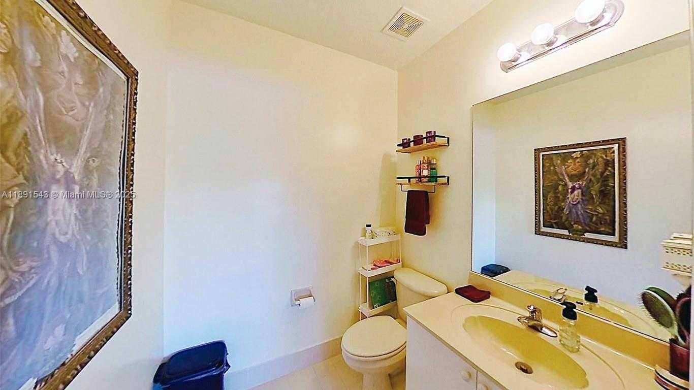 Small Image of 21071 SOUTH WEST 88TH CT, Cutler Bay Number 58