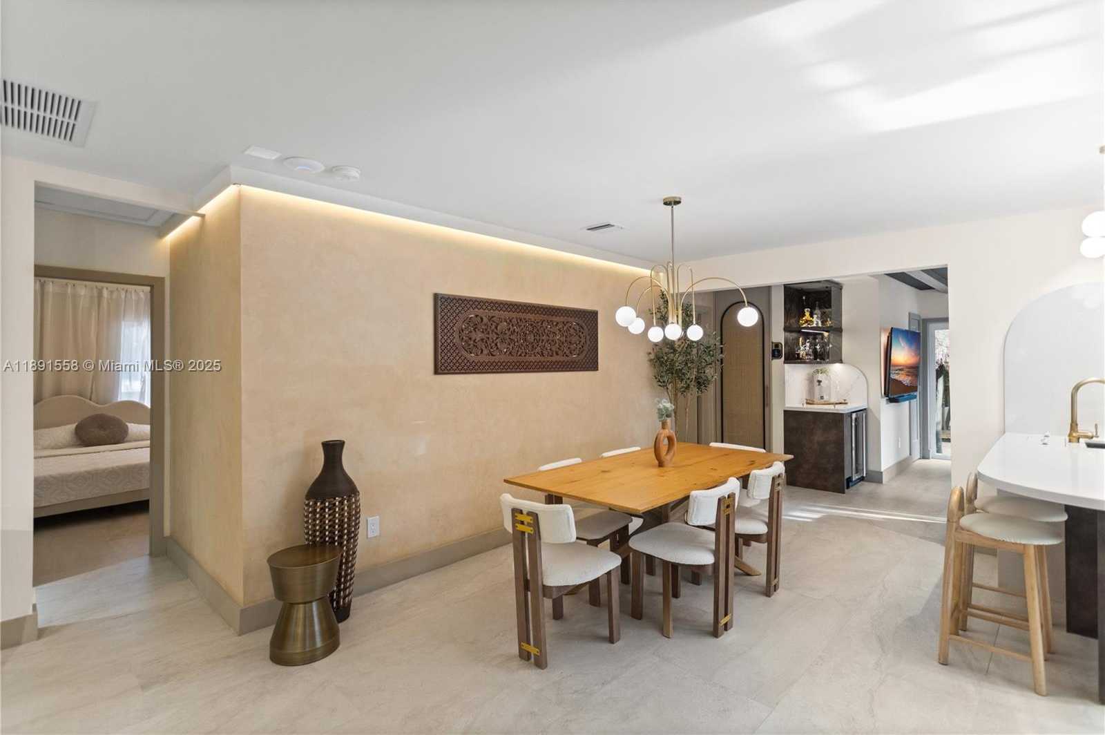 Small Image of 744 NORTH EAST 88TH ST, Miami Number 12