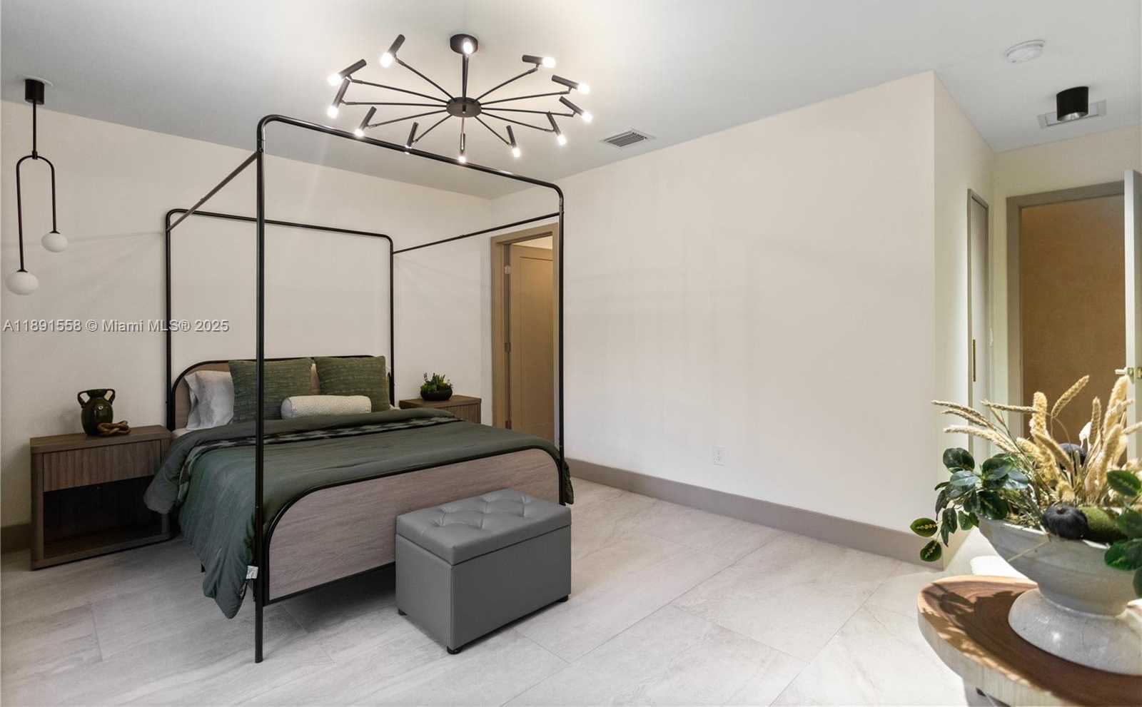 Small Image of 744 NORTH EAST 88TH ST, Miami Number 23
