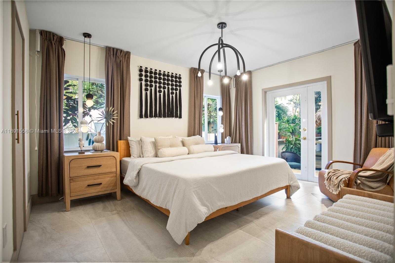 Small Image of 744 NORTH EAST 88TH ST, Miami Number 30
