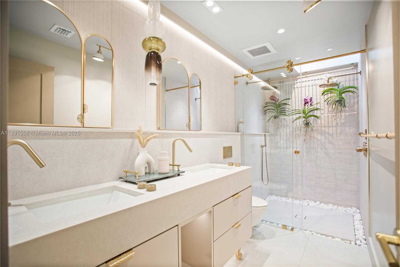 Small Image of 744 NORTH EAST 88TH ST, Miami Number 34