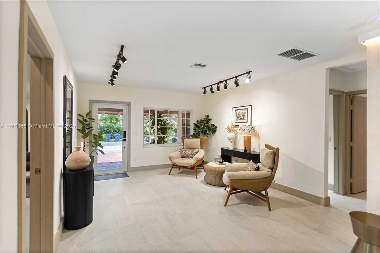 Small Image of 744 NORTH EAST 88TH ST, Miami Number 48
