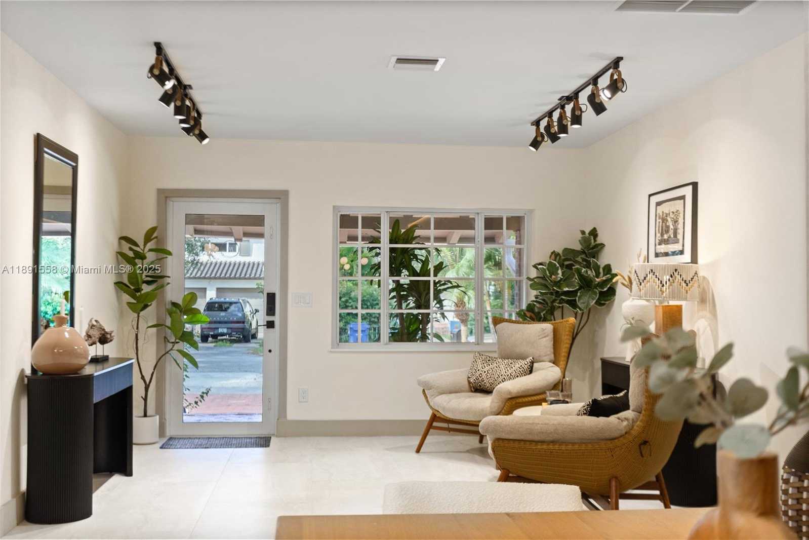 Small Image of 744 NORTH EAST 88TH ST, Miami Number 50