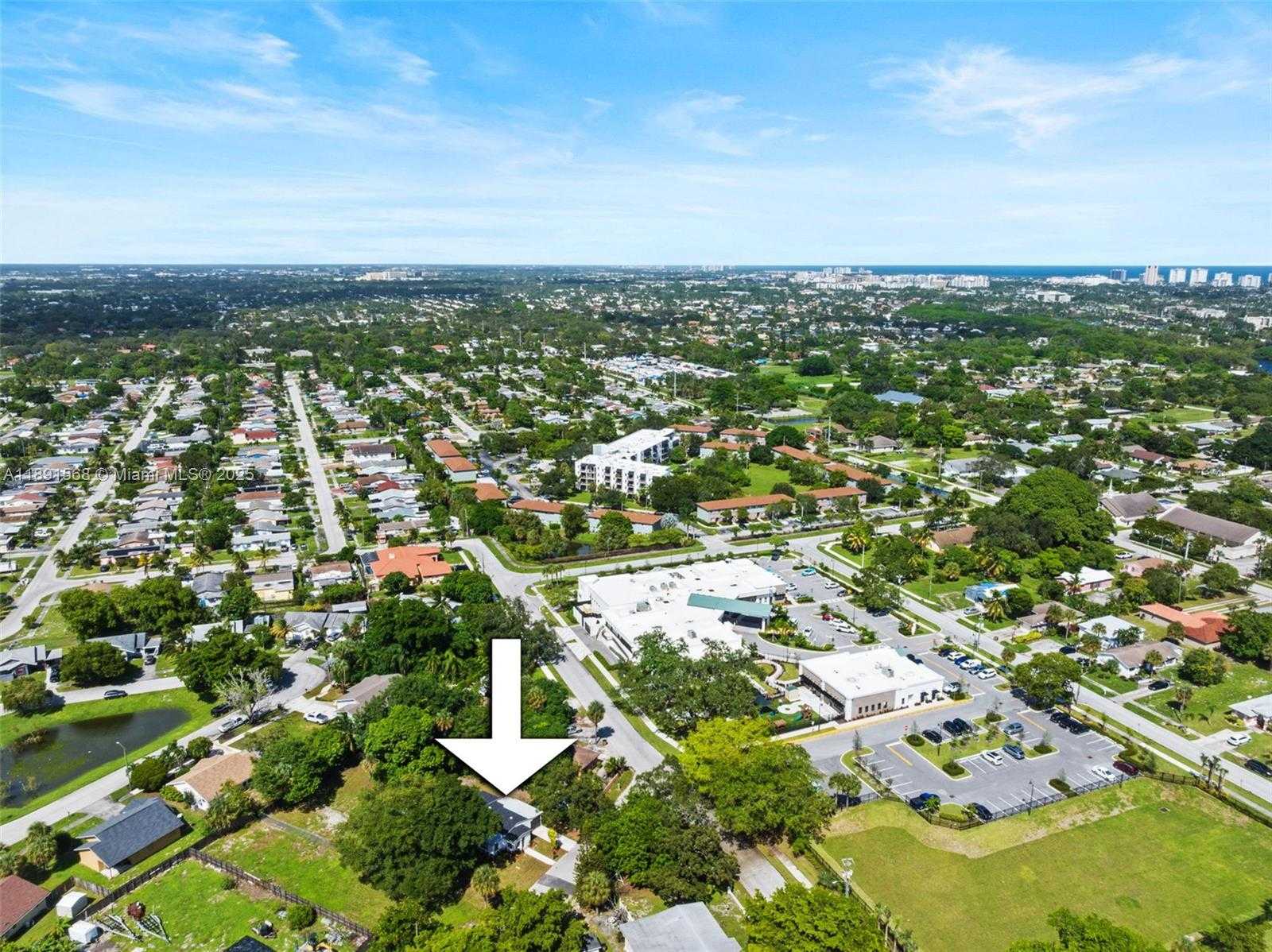 Small Image of 261 NORTH WEST 2ND CT, Deerfield Beach Number 25