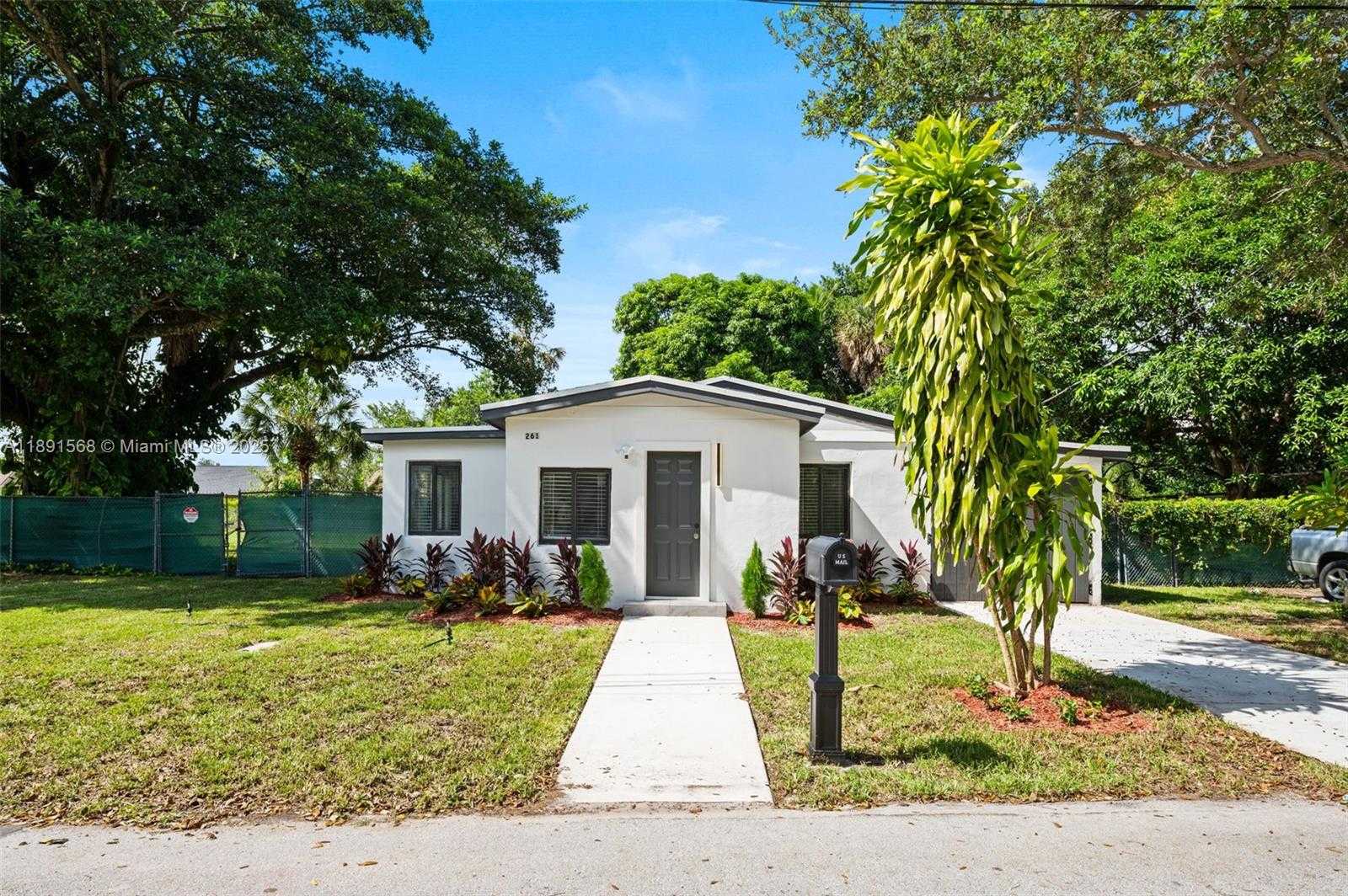 Small Image of 261 NORTH WEST 2ND CT, Deerfield Beach Number 35