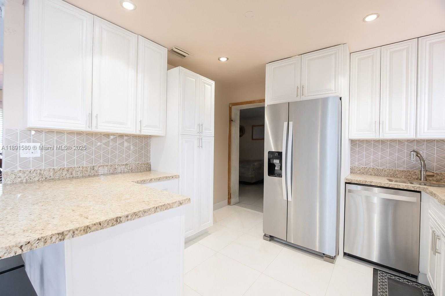 Small Image of 17911 NORTH WEST 42ND PL, Miami Gardens Number 3