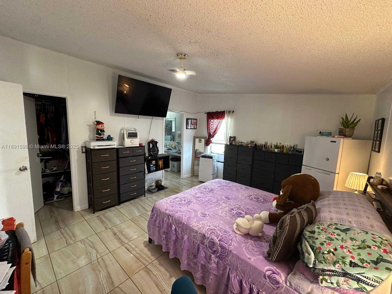 Small Image of 19800 SOUTH WEST 180TH AVE #271, Miami Number 12